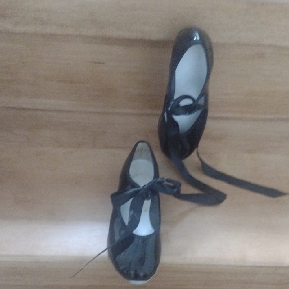 Johnny Brown Black Patent Kids' Flats